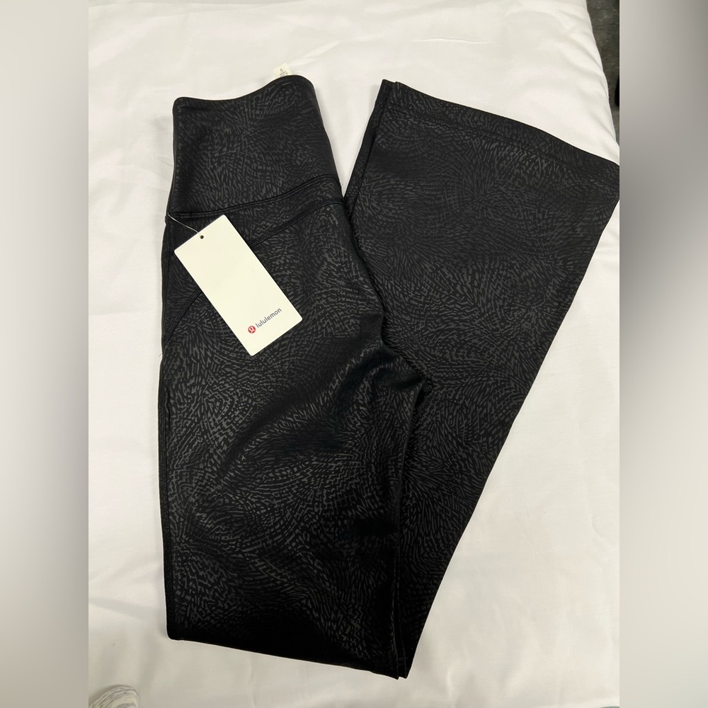 Lululemon yoga pants NWT
